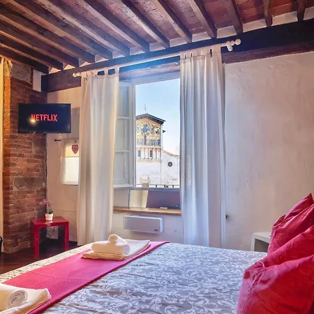 Vista Sulla Basilica - Lucca Centro - Wifi Apartment Exterior photo