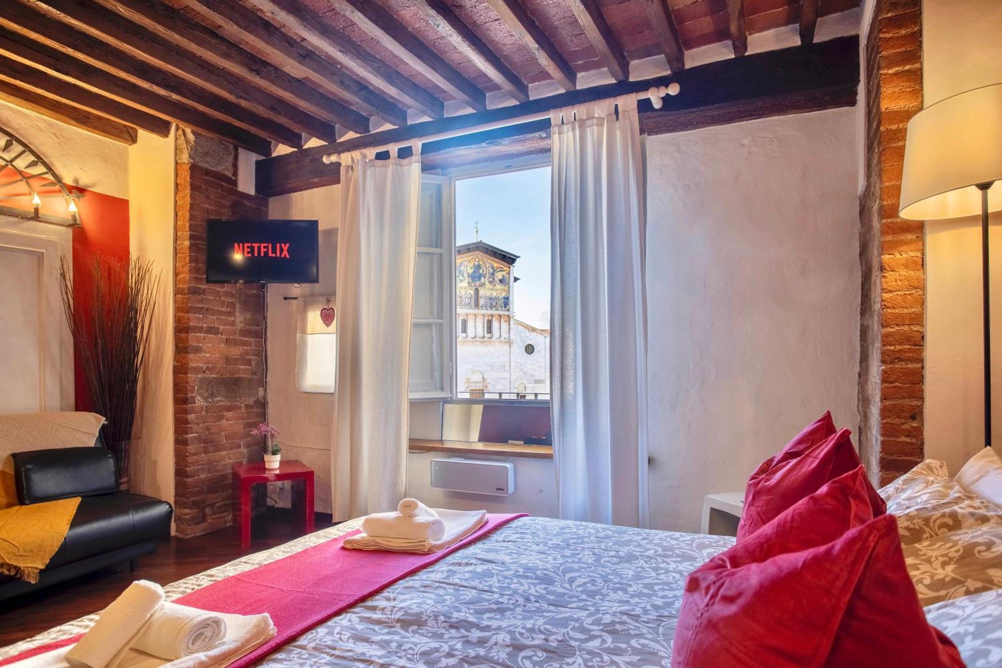 Apartment Vista Sulla Basilica - Centro - Wifi Lucca